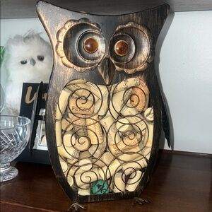 Metal Owl Cork Holder - Dark Brown with Natural Corks